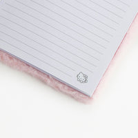 Quaderno di Hello Kitty in formato A5 con copertina pelosa. 96 pagine a righe