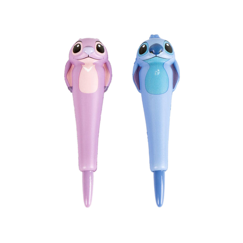 Set di due penne con i personaggi di Stitch e la sua amica Angel in versione squishy. Inchiostro nero.
