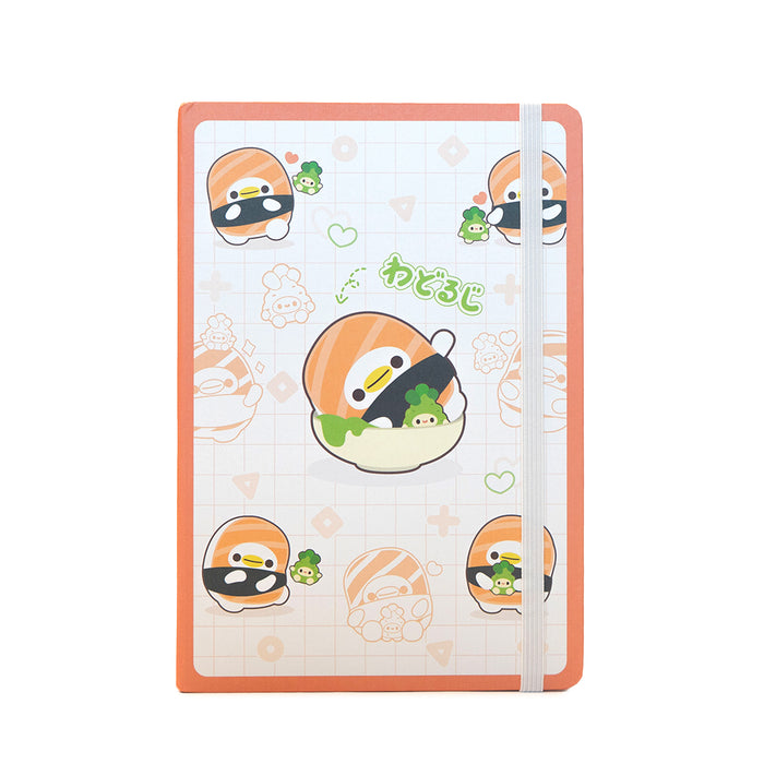 Quaderno con disegno sushi in formato A5 con copertina rigida e chiusura con elastico.