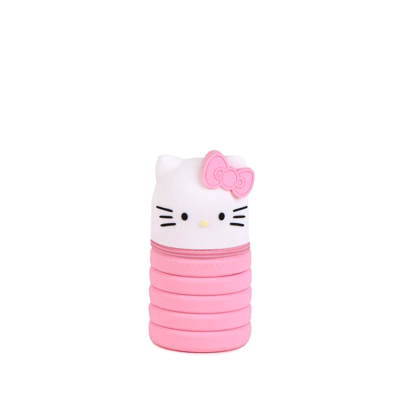 Astuccio pieghevole con i personaggi più iconici di Sanrio: Hello Kitty, My Melody e Kuromi.