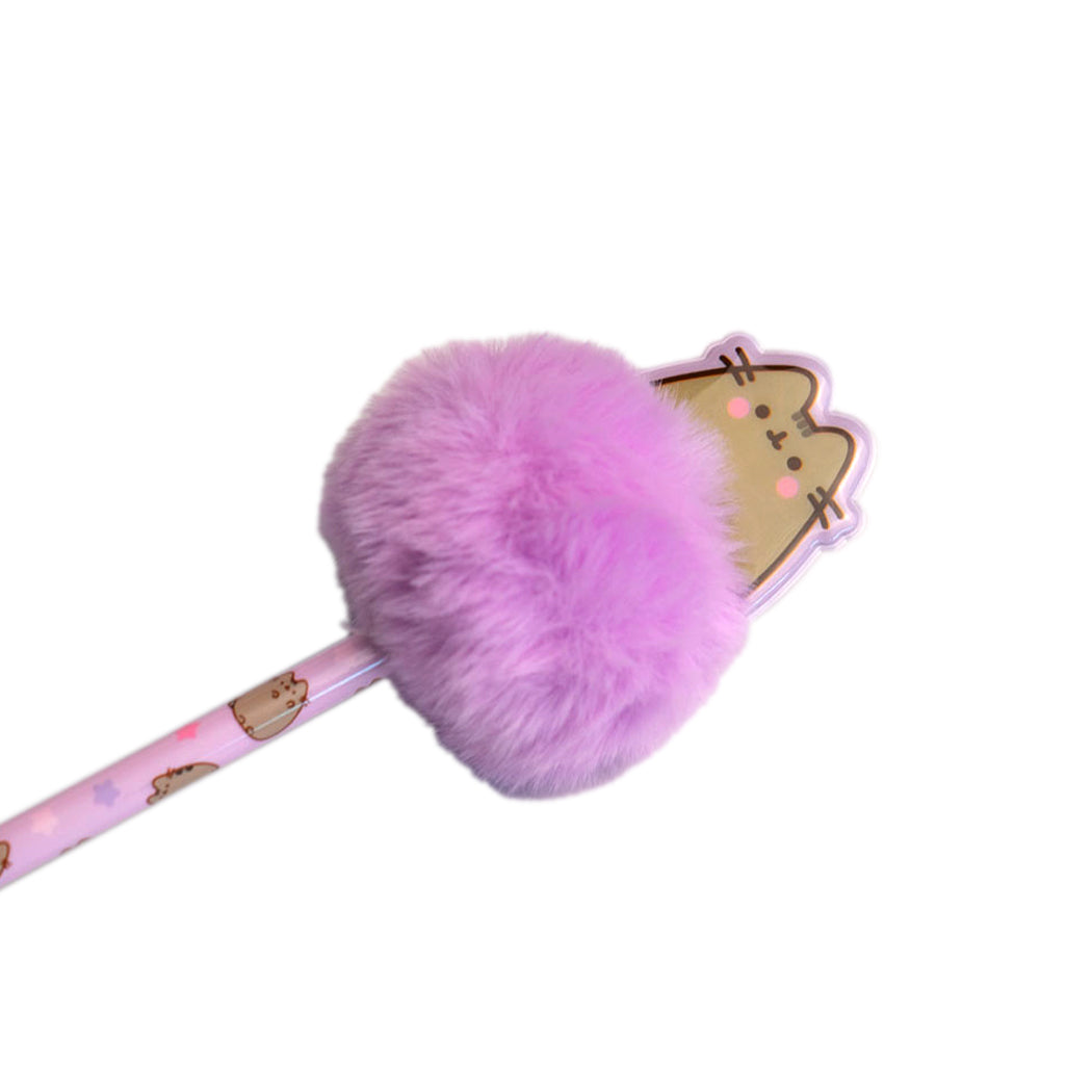Penna biro con inchiostro blu del personaggio Pusheen e dun simpatico pom pom lilla.
