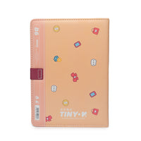 Notebook dal design a forma di maialino con copertina soft touch e una pratica chiusura magnetica.