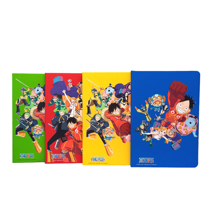 Notebook formato A5 a righe con copertina rigida e chiusura con elastico di One Piece nelle varianti: rosso, verde, blu, giallo.
