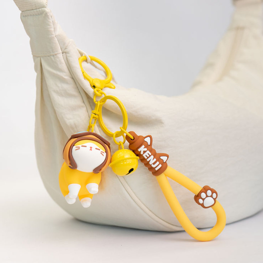 Portachiavi gattino kawaii con campanella disponibile in vari colori.