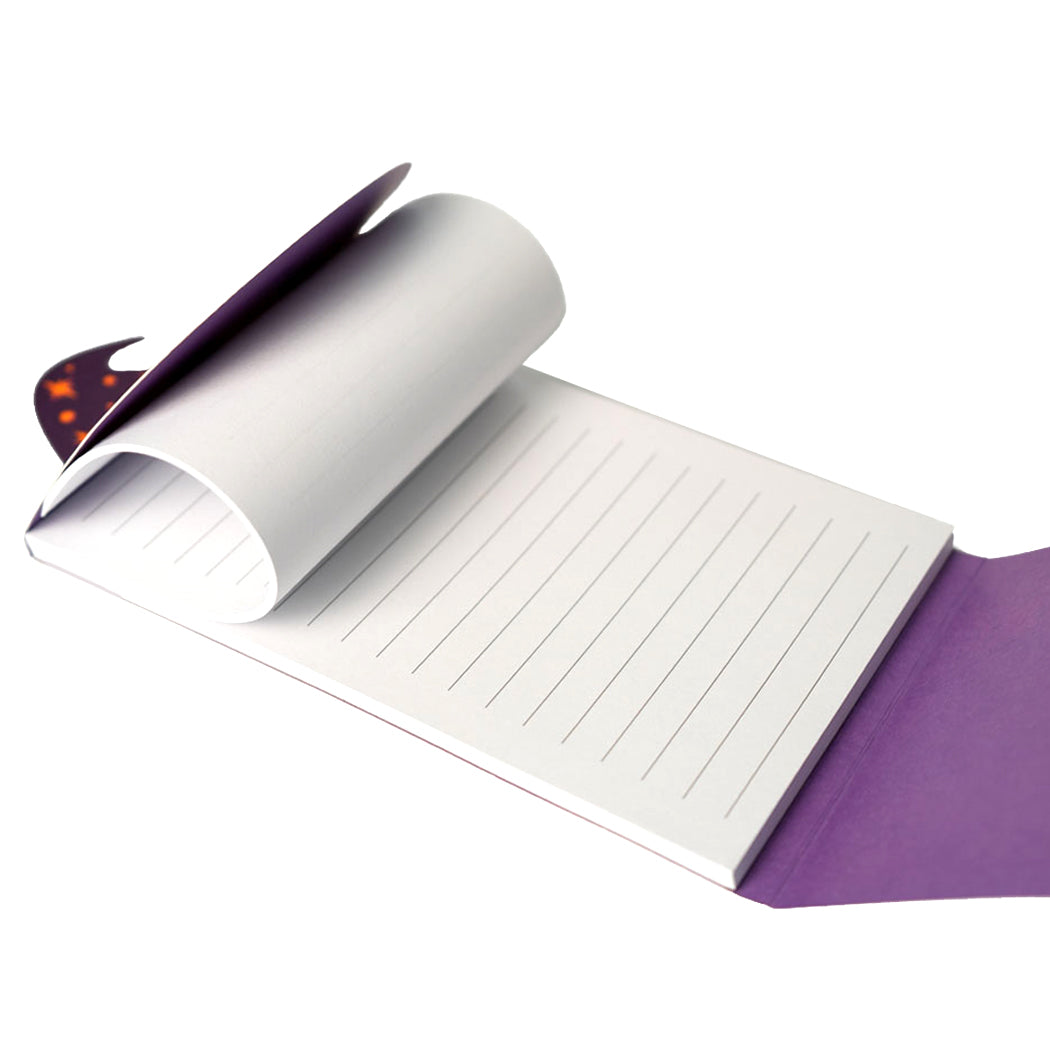 Block notes a tema Halloween con fogli a righe.