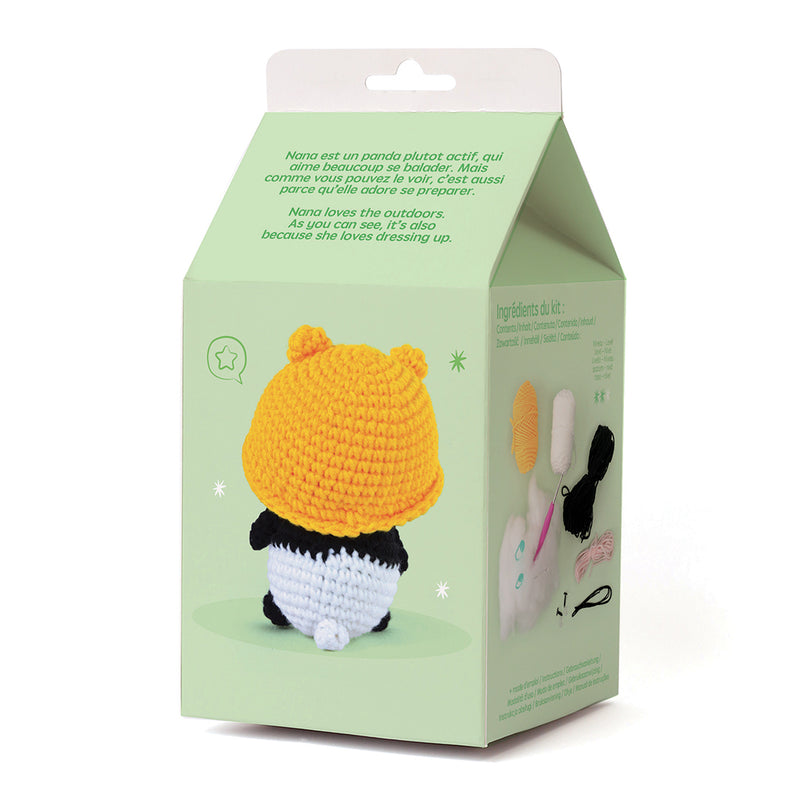 Kit completo per realizzare un grazioso panda all'uncinetto.
