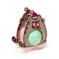 Bomba da bagno di Pusheen disponibile alla menta, al mandarino e alla torta di mele.