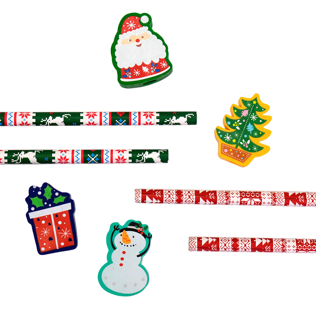 Matita HB con gomma removibile dal motivo natalizio. E' disponibile in 4 varianti: con pacco regalo, con pupazzo di neve, con albero di Natale, con Babbo Natale.