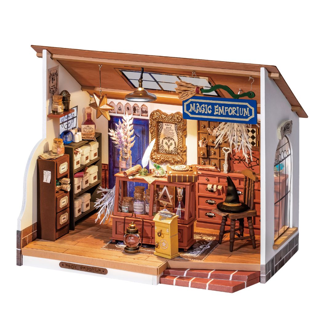 Puzzle in 3d che riproduce in miniatura una bottega di articoli per maghi.