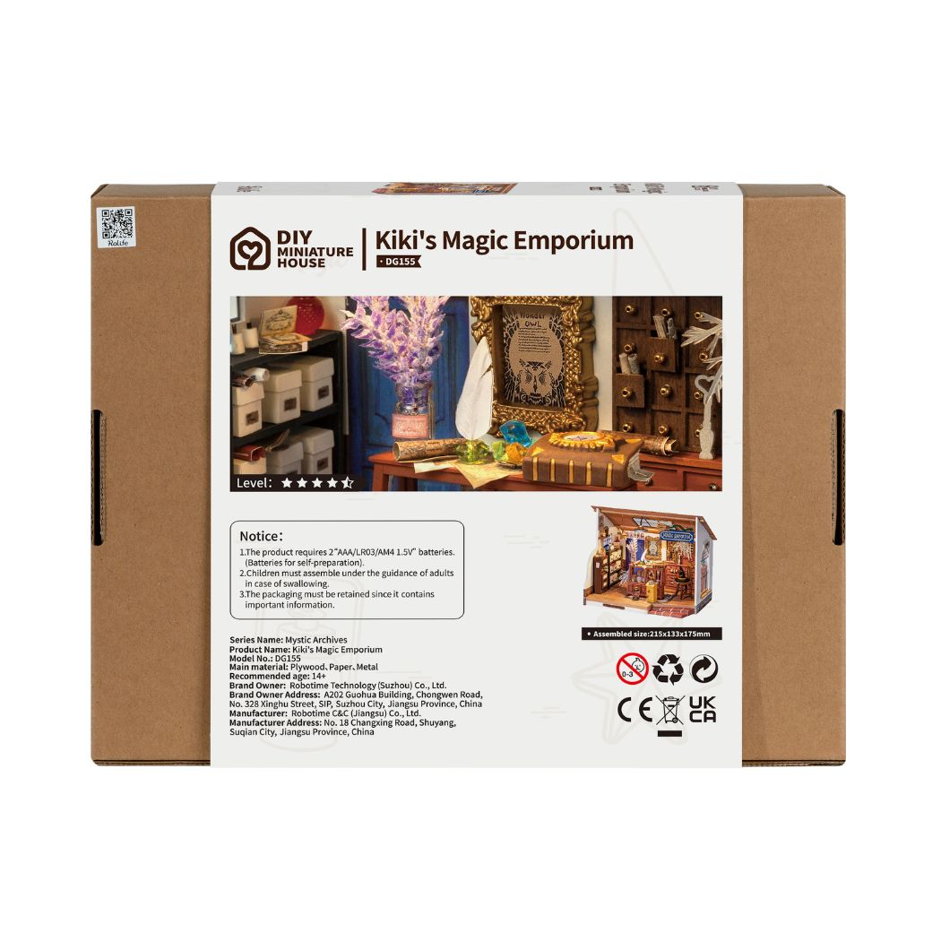 Puzzle in 3d che riproduce in miniatura una bottega di articoli per maghi.