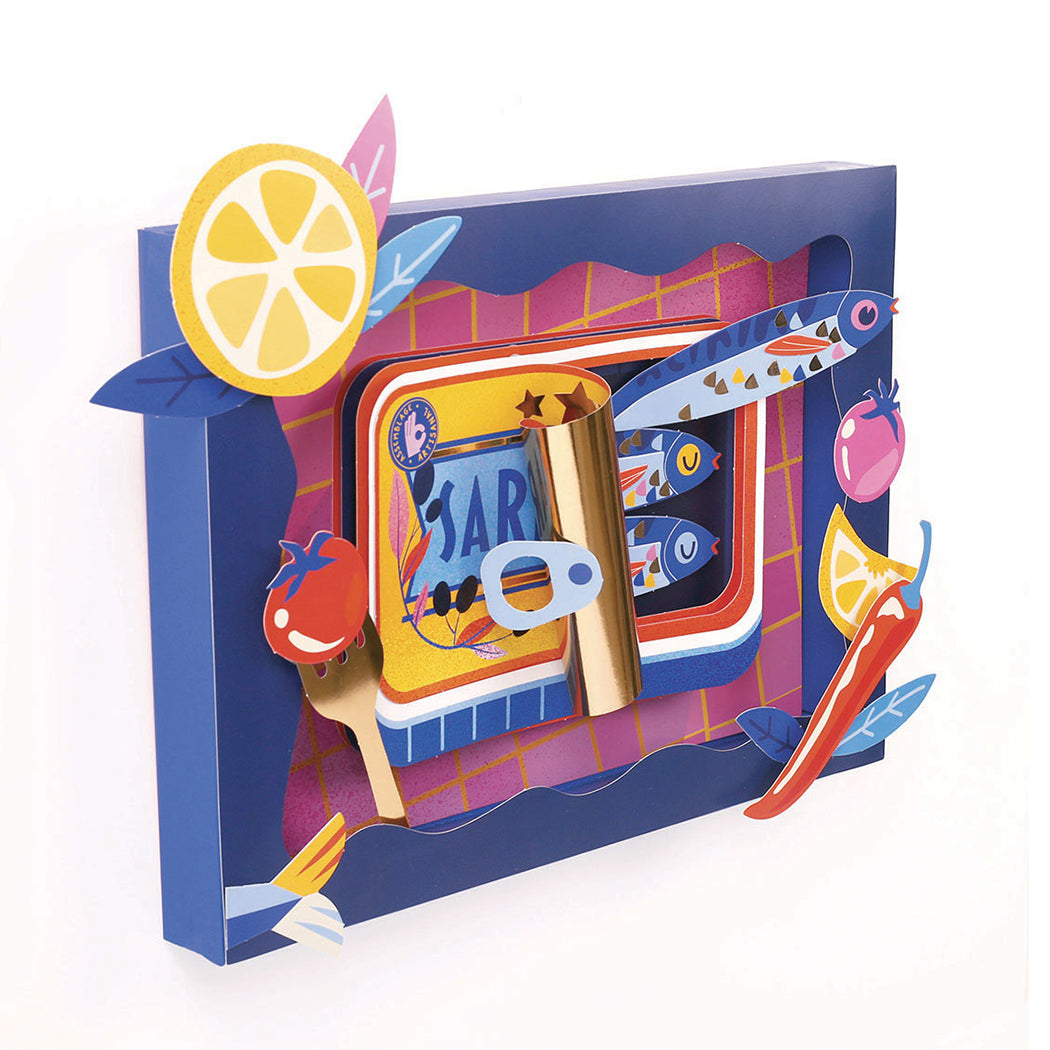 Kit con tutto l'occorrente per realizzare una decorazione in carta a tema sardine.