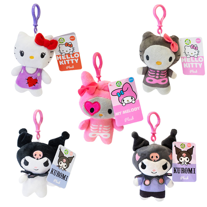 Portachiavi di peluche dei personaggi: Hello Kitty & Friends. La  Hello Kitty scheletro, Hello Kitty maglia lilla, My Melody, Kuromi, Kuromi maglia lilla