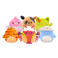 Plush Squishmallows Mini.
La collezione completa è composta da: orsetto, squalo tigre, aragosta, cacatua, balena, gatto cactus, bull dog.
