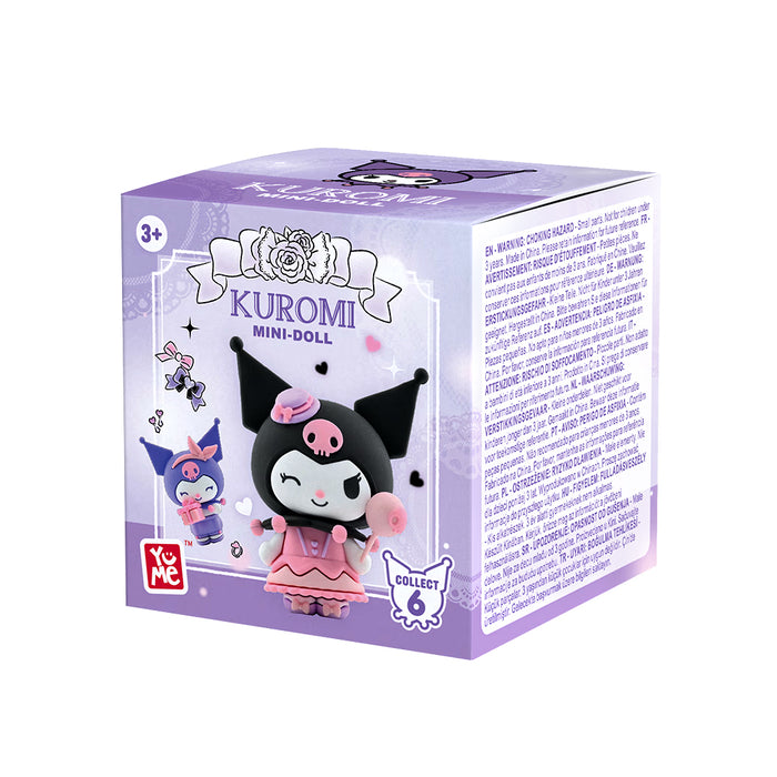 Blind Box di Kuromi versione mini doll. 
Ogni confezione contiene a sorpresa un personaggio della serie.
