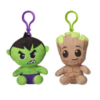 Portachiavi in plush a forma di supereroe della Marvel.