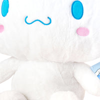 Plush Maxi di Cinnamoroll super morbido e fluffy, tutto da coccolare.
