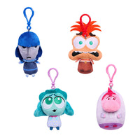 Blind Box versione portachiavi plush di Inside Out 2.