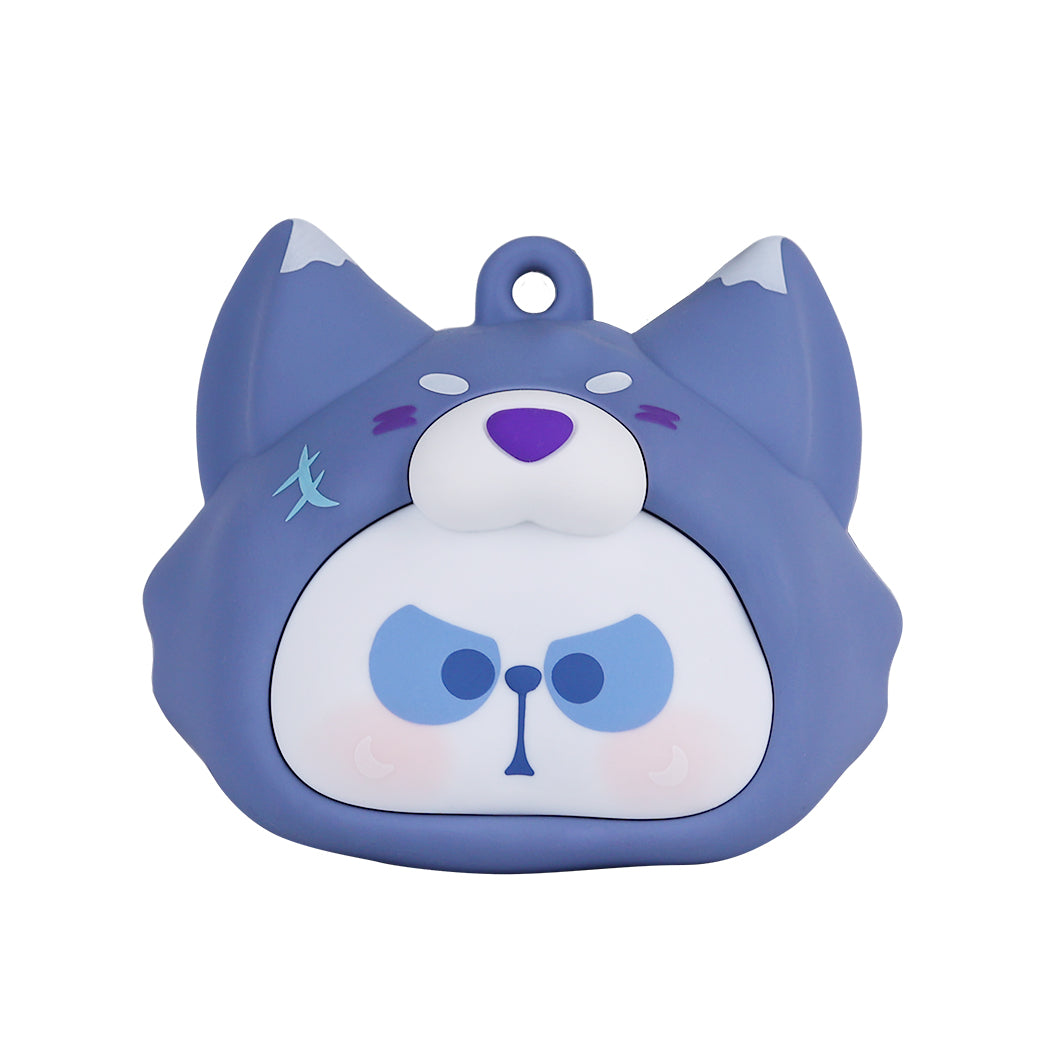 Blind Box del personaggio Mr Pa nella serie Morphing Little Pa.
Ogni confezione contiene a sorpresa il personaggio Mr Pa in versione portamonete in silicone.
