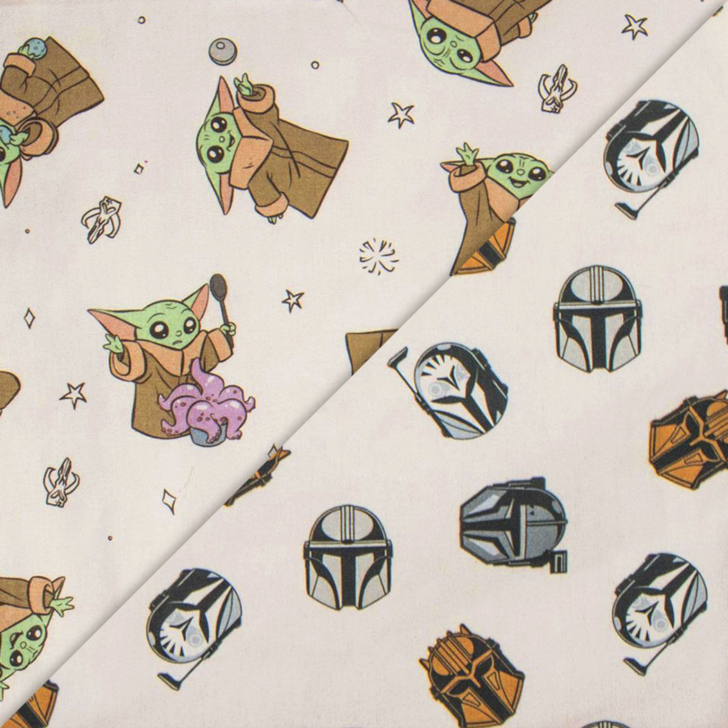 Shopping bag in cotone e polyestere di Star Wars The Mandalorian. La bag è disponibile in due fantasie: con il personaggio Darth Vader e con il personaggio Grogu.