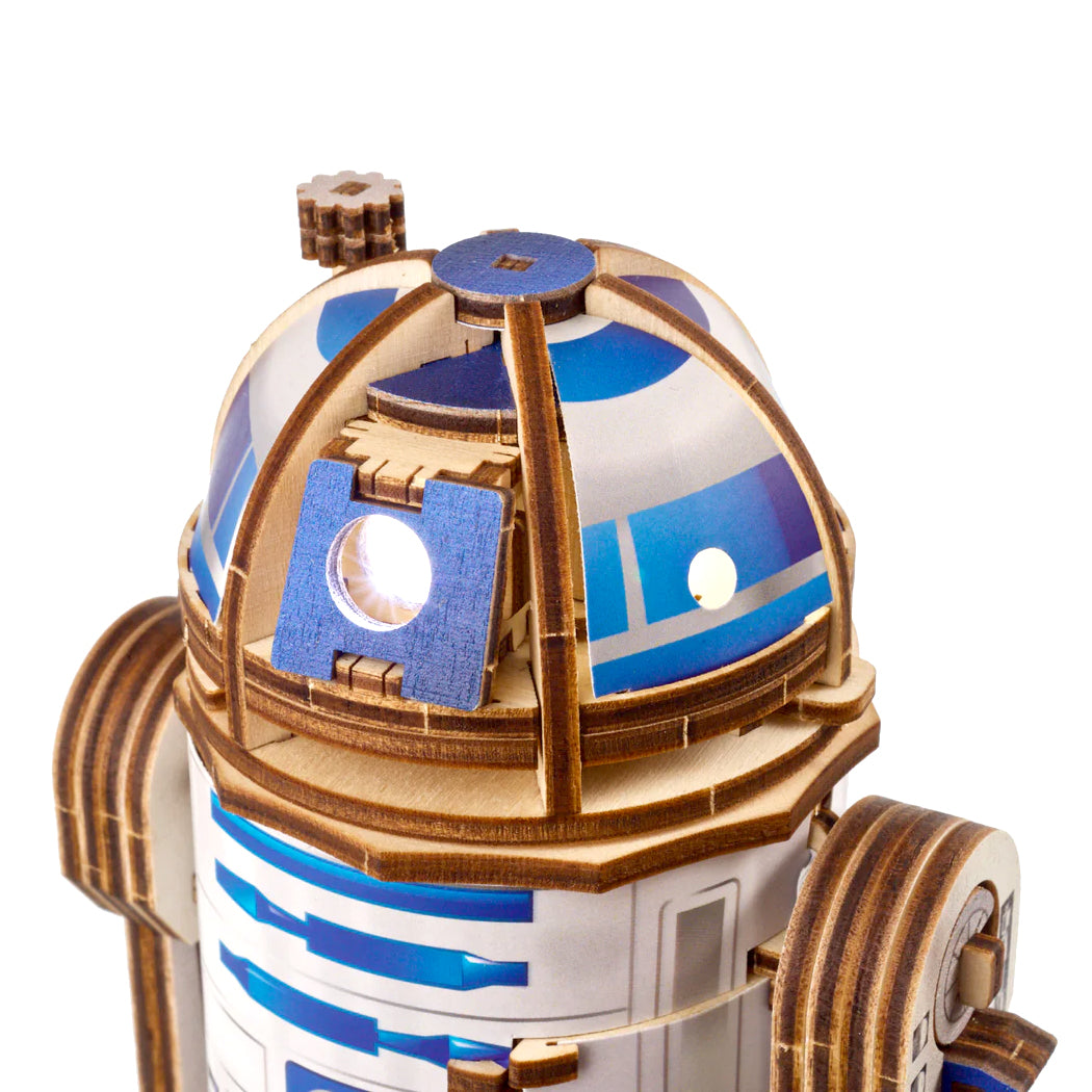 Modellino in legno 3d del personaggio R2 - D2 della serie Star Wars.