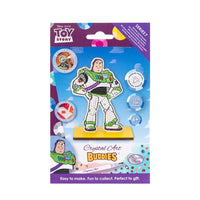 Kit con tutto l'occorrente per realizzare un buddy da tavolo del personaggio Buzz Lightyear di Toy Story.