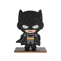 Kit con tutto l'occorrente per realizzare un buddy da tavolo del personaggio Batman.