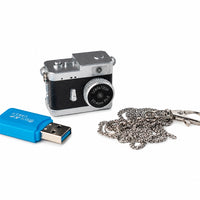 Micro camera versione portachiavi. 
La micro camera è in grado di realizzare foto e video in HD.