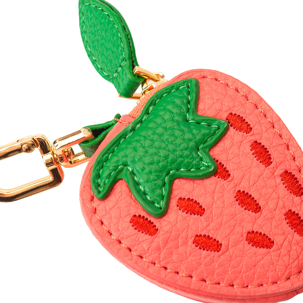 Portachiavi a forma di fragola. Ha una piccola tasca richiudibile con zip.