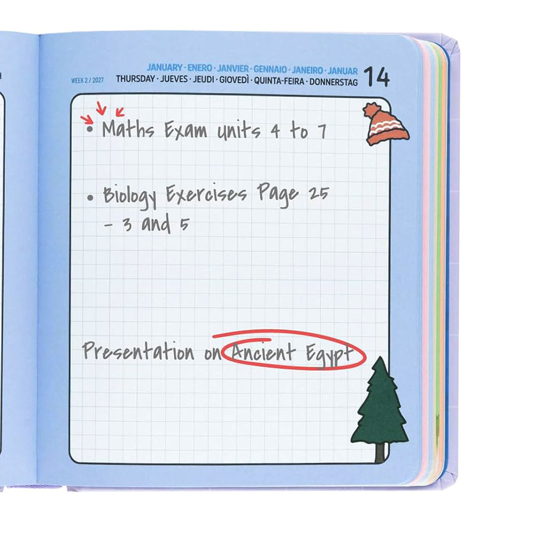Agenda scolastica 11 mesi 26/27 con personaggi Kawaii.