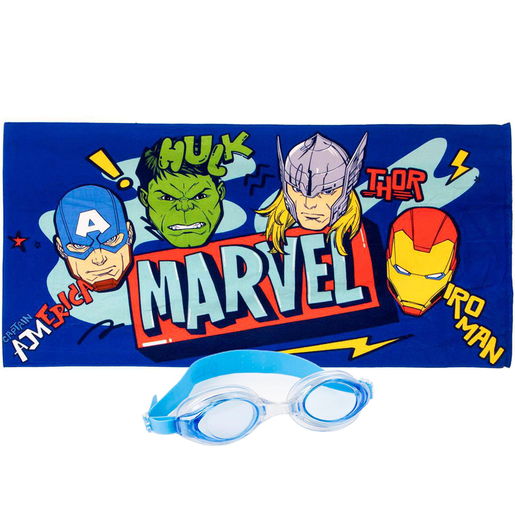Telo mare e occhialini degli Avengers.