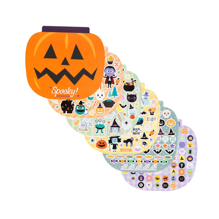 Album a forma di zucca con adesivi di Halloween.